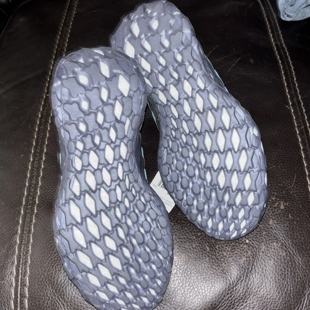 Adidas ultra boost web DNA NWT